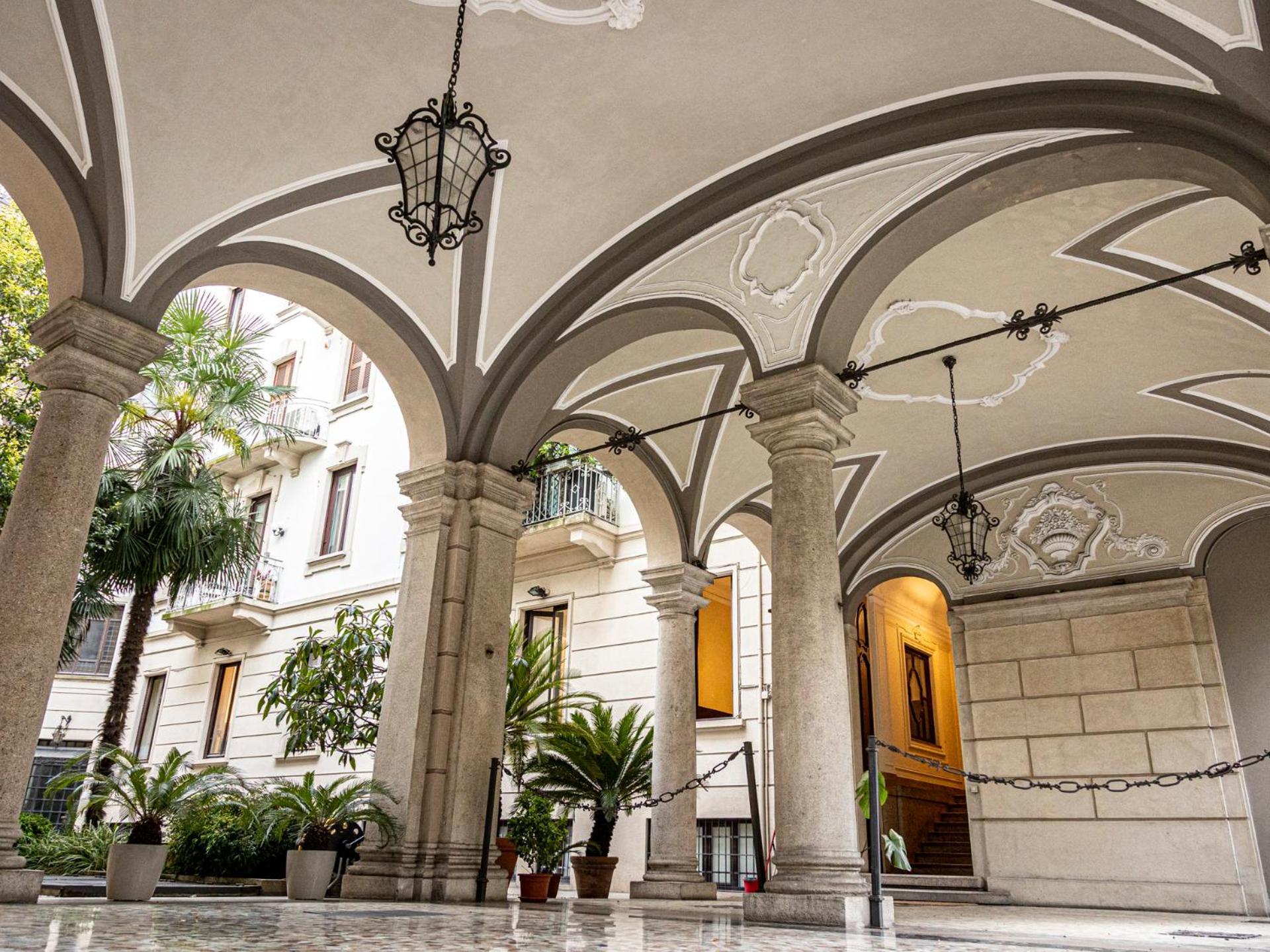 Luxury Sant'Ambrogio Apartment มิลาน ภายนอก รูปภาพ